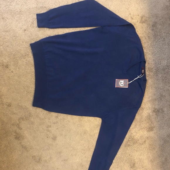 Fusaro Gold Cotton V-Neck Sweater - Picture 2 of 3